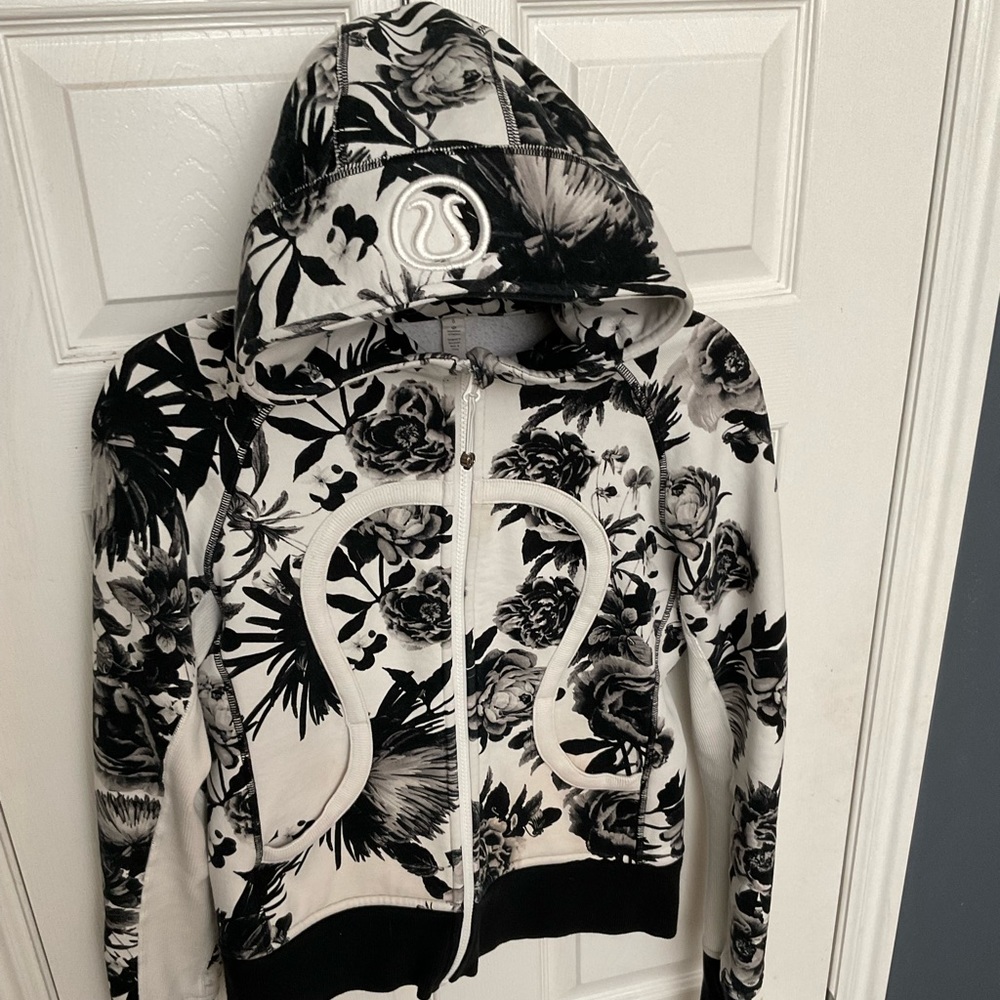 Lululemon scuba hoodie
